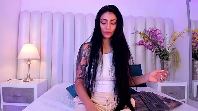 CleoSteele Adlı Modelin Canlı Sohbet Odası