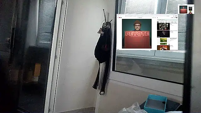 Sully_Kane Live chatroom