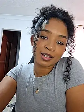 Tammy-Bliss Cameră chat live