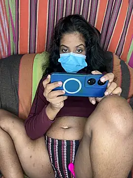 Sala de chat ao vivo de SukiyamaAsia