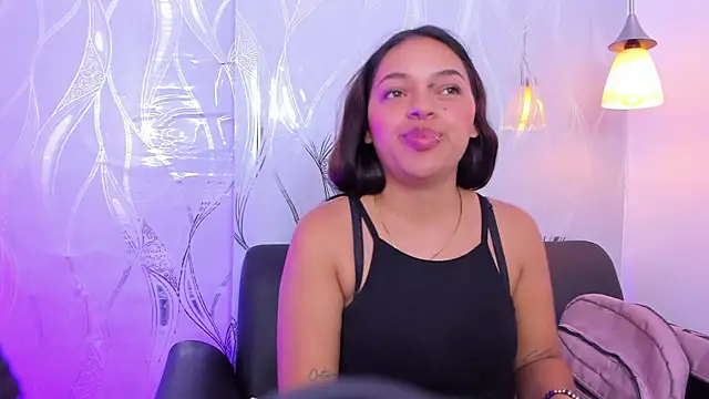 Samantha_Lopez_ Cameră chat live