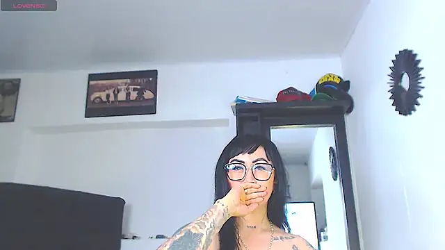 Vicky_hotmilf Adlı Modelin Canlı Sohbet Odası