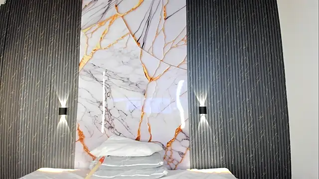 KatallelaMurillo Adlı Modelin Canlı Sohbet Odası