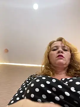 Violetamoon669 Adlı Modelin Canlı Sohbet Odası