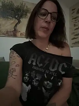 MarahDesbois – live chatrum