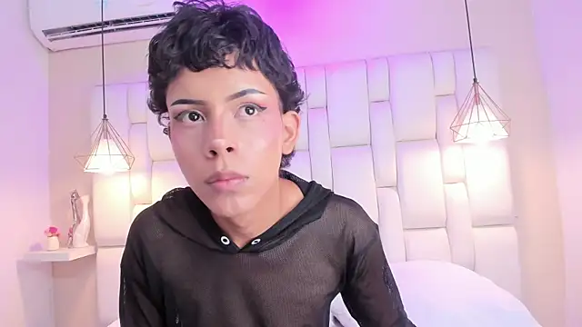 غرفة دردشة DaianCockie المباشرة