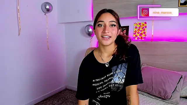 Nina-Mars – live chatrum