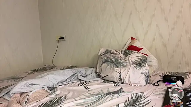 Chat soba uživo modela pink_pikachu_
