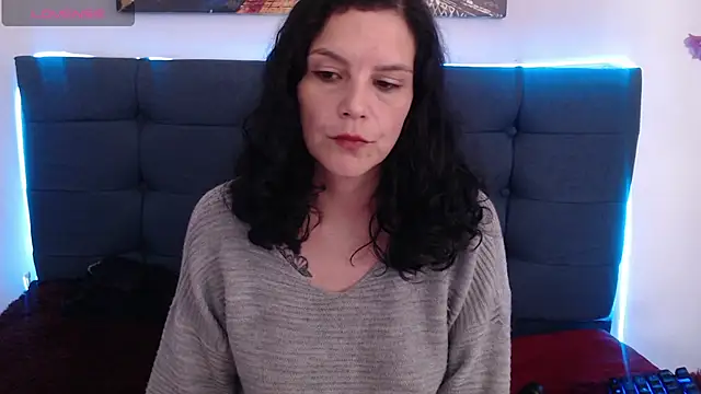 חדר צ'אט בשידור חי של anya_nasty_