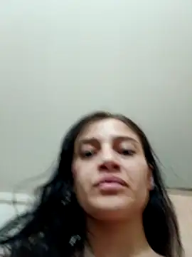 חדר צ'אט בשידור חי של Virgin_Pussy_Love