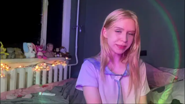 sexy_cute18 Adlı Modelin Canlı Sohbet Odası