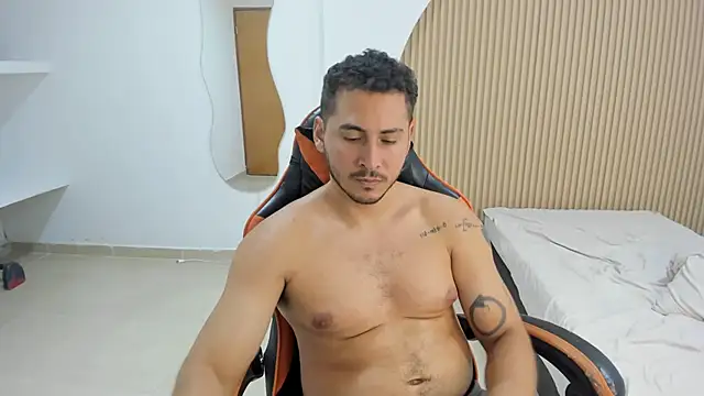 ashlan_king's Live Chat Room