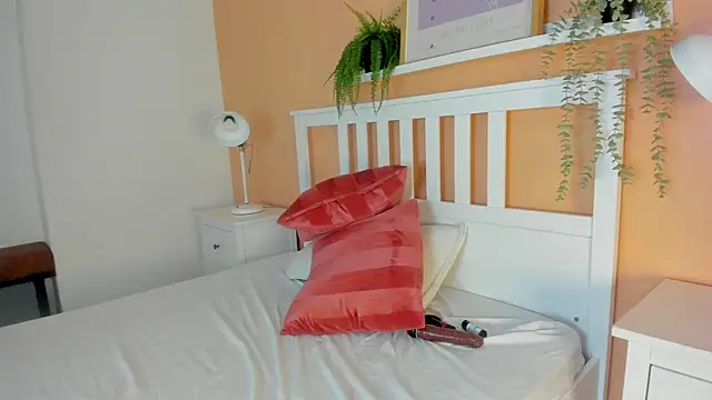 SamanthaMorgan__'s Live Chat Room