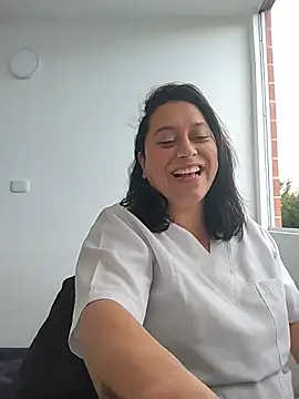 Queen-yessi12 – live chatrum
