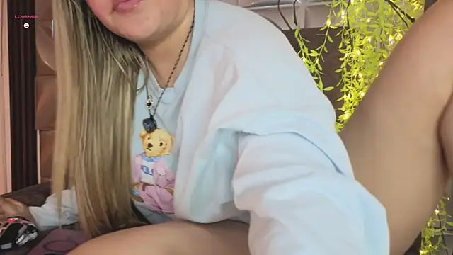 eleecttraa_12 Live Chatraum
