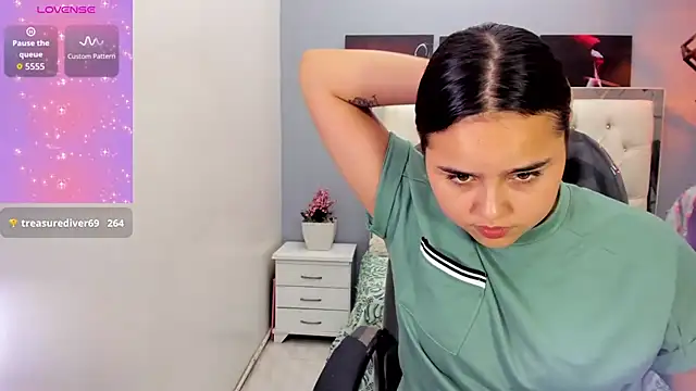 Helen_russo 现场聊天室