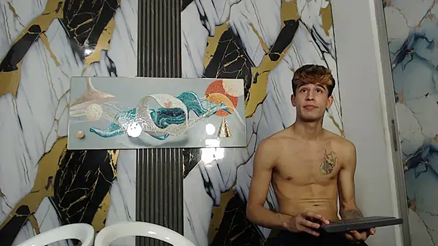 Živá chatovací místnost BLACK_AND_LOVER