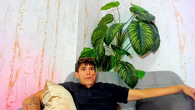 Phòng Chat Trực Tiếp ren_flex