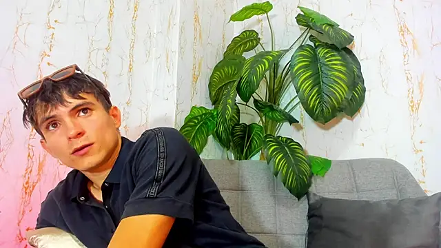 ren_flex's Live Chat Room