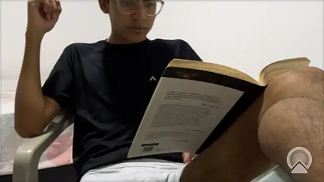 חדר צ'אט בשידור חי של ItsVelour