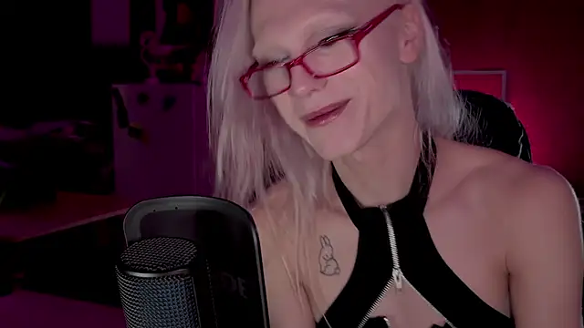 sindLyn Live chat-huone