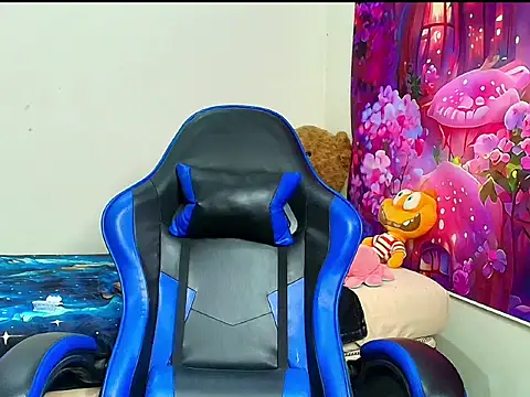 Karol_naughty Live chatroom