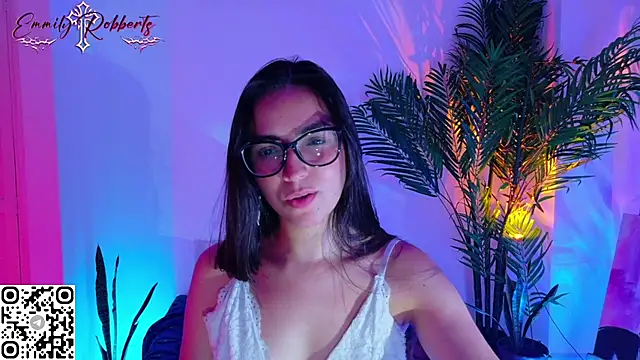 Emmi_Roberts – Naživo chatovacia miestnosť