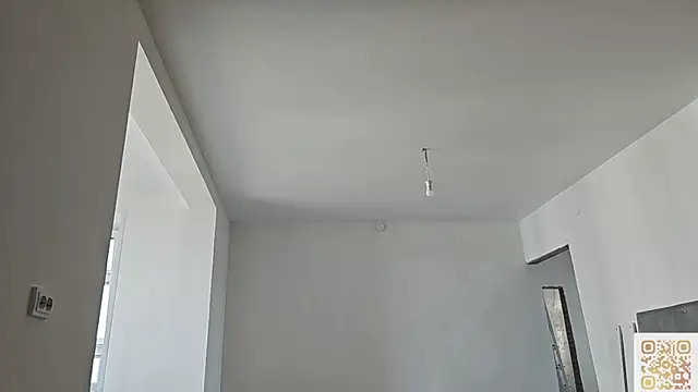 Chat soba uživo modela CowledScript