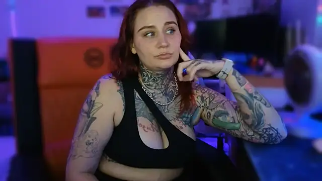 blazed_vixen élő chatszobája