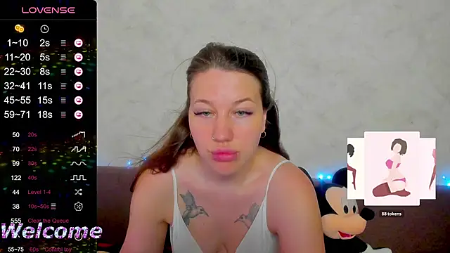 Pokój czatu na żywo – Arya_Curves