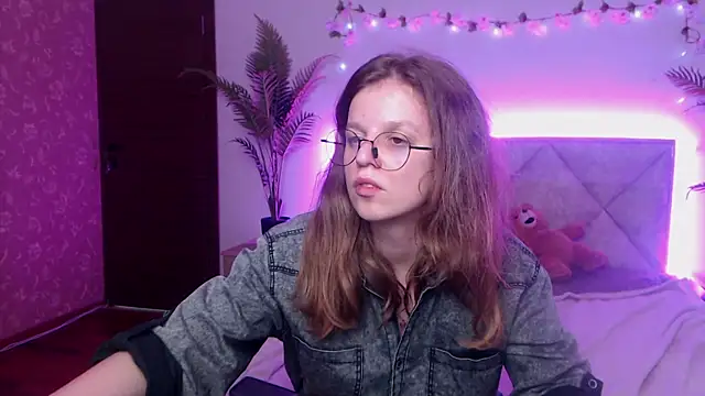 AnniBrown_ Adlı Modelin Canlı Sohbet Odası