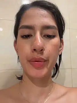 غرفة دردشة Julieta_Duque المباشرة