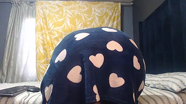 SEXYHUGEASS21 – live chatrum