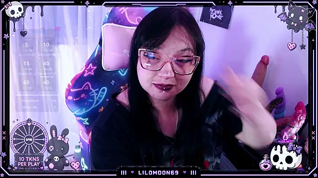 Pokój czatu na żywo – LiloMoon69