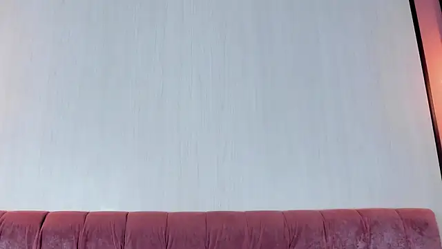 leah_shainee – live chatrum