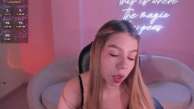 TiffannySins élő chatszobája