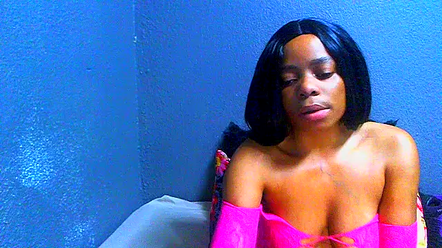 Sala de chat ao vivo de SMALLBOOBSXX
