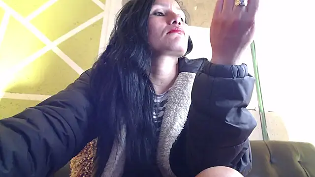 Chat soba uživo modela Nicolsweet_