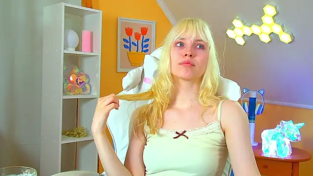 HannahHollis live-chat rom