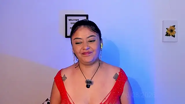 LauraToro_ Cameră chat live