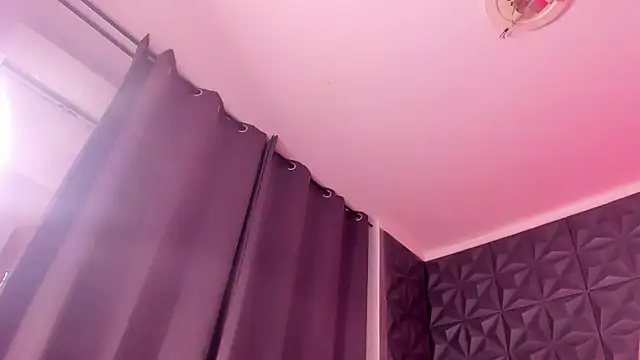 Онлайн чат lauryncooper