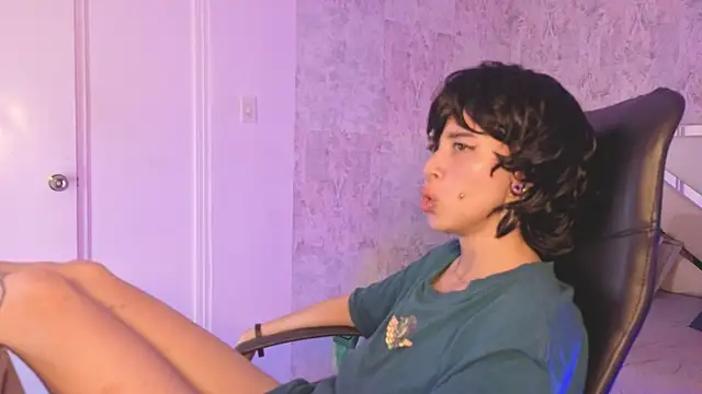 benny_wilson – Naživo chatovacia miestnosť
