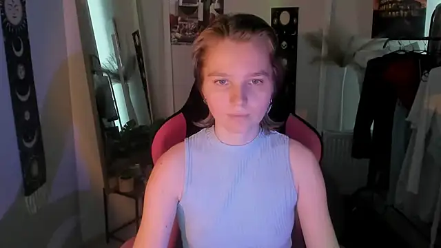 Živá chatovací místnost VivienneNoirr