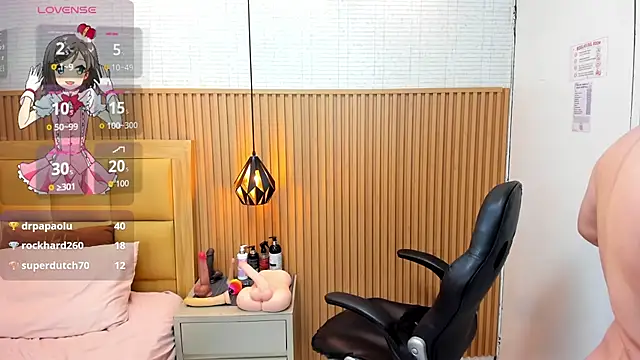 LOLAMAXIのライブチャットルーム