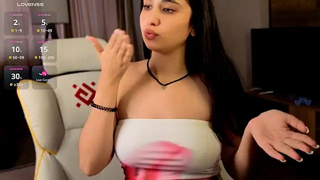 honeylanaa লাইভ চ্যাট রুম