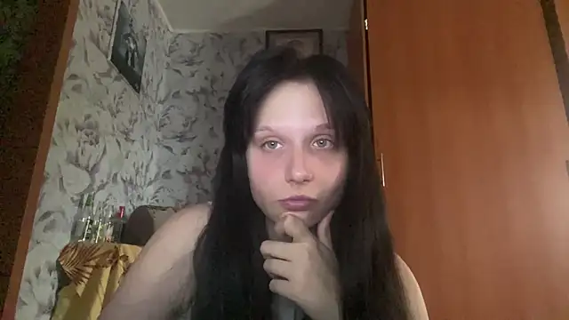 חדר צ'אט בשידור חי של HeatherMiley