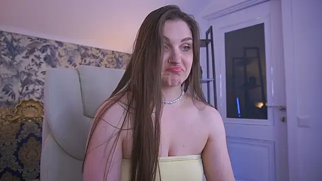 EmmyCharmm чат на живо