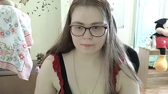 LucyZeph Live Chatrum