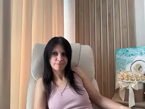 InjaAtHome – live chatrum