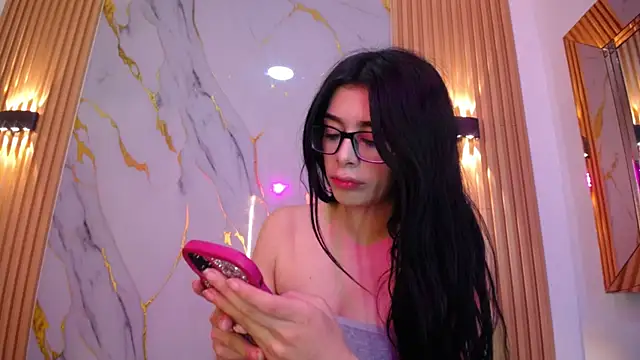 Chatroom en direct de Esmeralda_Belle